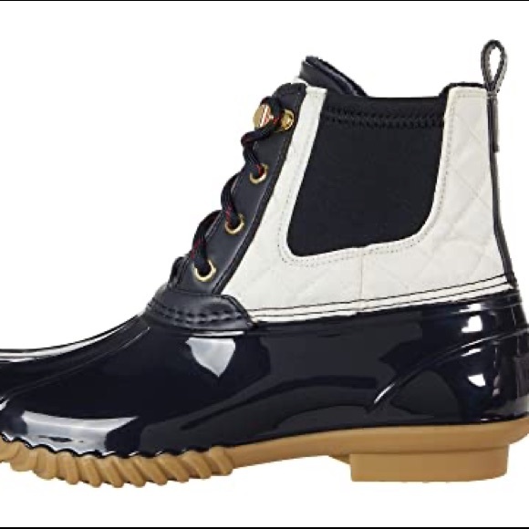 (NIB) Tommy Hilfiger Dark Blue Hada Duck Boots. Sz. 7 - Picture 2 of 9